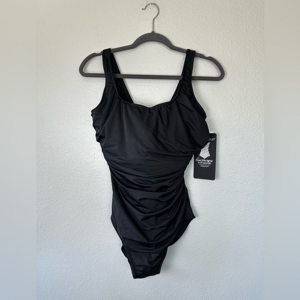 NWT** Miraclesuit DD-Cup Sideswipe One Piece Black Size 14DD - Picture 4 of 9